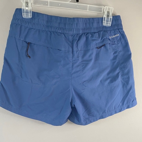 Women's Relaxed Fit Blue Cargo Shorts - Picture 5 of 10